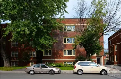 177 WILBROD Street 1, Lower Town - Sandy Hill, ON K1N 6L4