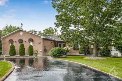 915 FIELDOWN Street, Orleans - Cumberland and Area, ON K4C 1B8