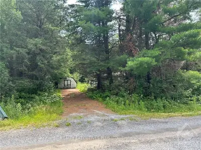 1890 ST-FELIX Road, Clarence-Rockland, ON K0A 1E0