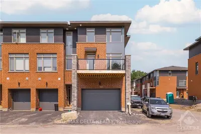 555 HALO, Orleans - Convent Glen and Area, ON K1C 1R8