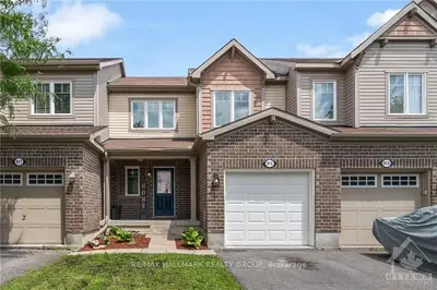 915 MESSOR Crescent, Stittsville - Munster - Richmond, ON K2S 0P2