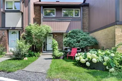 2111 MONTREAL Road 155, Beacon Hill North - South and Area, ON K1J 8M8
