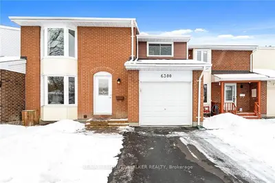 6300 Paddler Way, Orleans - Convent Glen And Area, On K1c 2e7