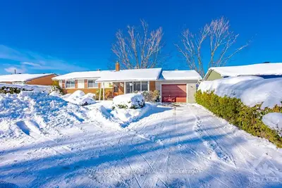 31 Oakview Avenue, Meadowlands - Crestview And Area, On K2g 2z9