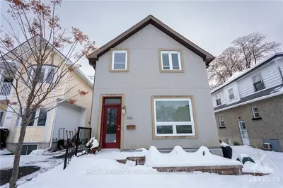 542 Lower Byron Avenue, Carlingwood - Westboro And Area, On K2a 0e3