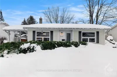 2151 BLUE JAY Crescent, Beacon Hill North - South and Area, ON K1J 6A9