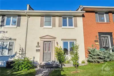 2684 DRAPER Avenue, Parkway Park - Queensway Terrace S and Area, ON K2H 6Z9