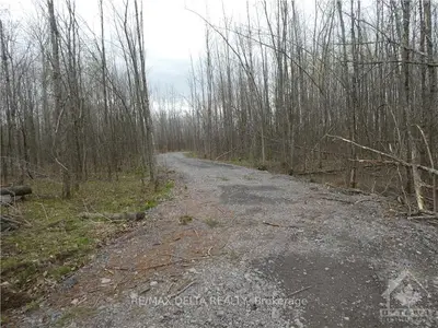 3585 OLD HIGHWAY 17 Road, Clarence-Rockland, ON K4K 1W1