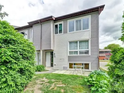 25 BANNER Road E, South of Baseline to Knoxdale, ON K0A 1G0