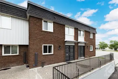 1821 WALKLEY Road 53, Alta Vista and Area, ON K1H 6X9
