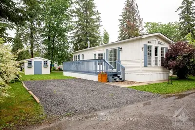 7 KAPUSKASING, Stittsville - Munster - Richmond, ON K0A 1B0