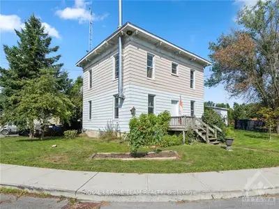 49 MAIN Street, South Stormont, ON K0C 1Y0