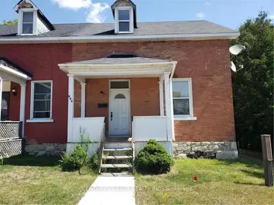 239 STEWART Street, Renfrew, ON K7V 1X8