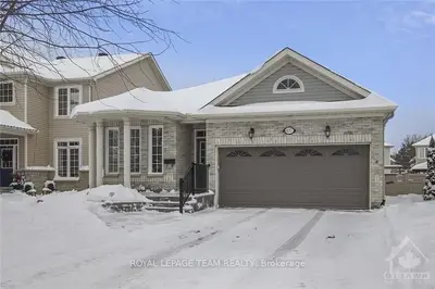 607 BARRACKS Way, Stittsville - Munster - Richmond, ON K2S 0L2