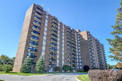 1505 BASELINE Road 604, Belair Park - Copeland Park and Area, ON K2C 3L4