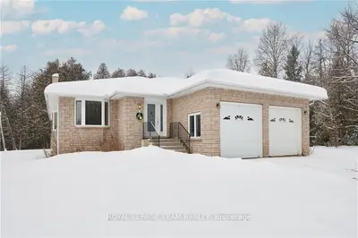 1282 SUTHERLAND Road, Whitewater Region, ON K0J 1K0