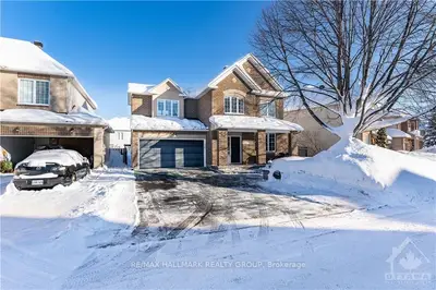 567 CHARDONNAY Drive, Orleans - Cumberland and Area, ON K4A 4G6