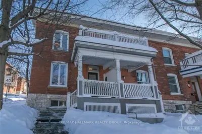 2 ELM Street, West Centre Town, ON K1R 6N1
