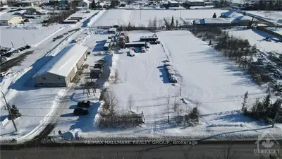 233 WESTBROOK Road, Carp - Huntley Ward, ON K0A 1L0