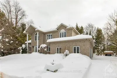 1258 VILLEROY Crescent, Orleans - Cumberland and Area, ON K4B 1K7