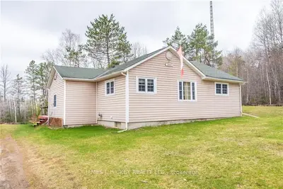 269 LEADER Road, Laurentian Hills, ON K0J 1J0
