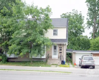 429 MAIN Street, Glebe - Ottawa East and Area, ON K1S 1E5