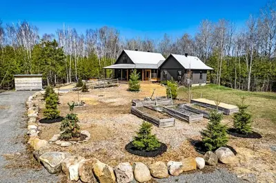 691 BOLTON Road, North Grenville, ON K0G 1N0