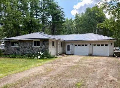 23 DEER TRAIL Road, Killaloe, Hagarty and Richards, ON K0J 2A0