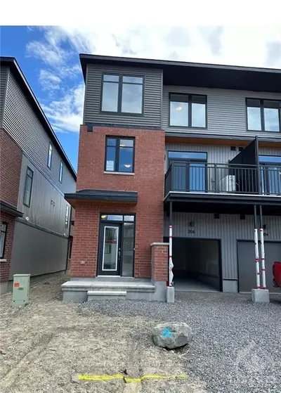 206 TUSSOCK, Blossom Park - Airport and Area, ON K1X 0G7