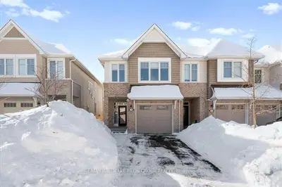 226 WOOD ACRES Grove, Blossom Park - Airport and Area, ON K1T 0M3