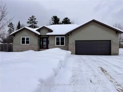 603 HUMMINGBIRD Lane, Petawawa, ON K8H 0A3