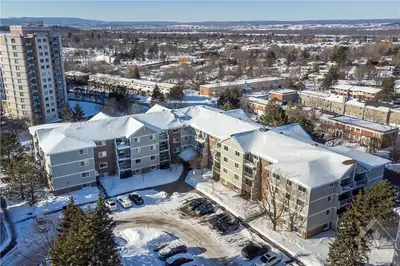 270 Brittany Drive 217, Manor Park - Cardinal Glen And Area, On K1k 4m3