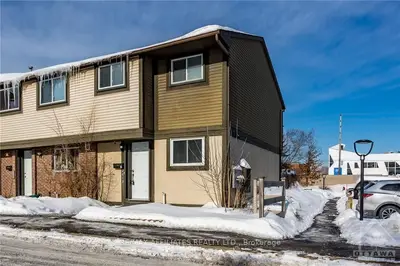 2613 PIMLICO Crescent, Blossom Park - Airport and Area, ON K1T 2A6