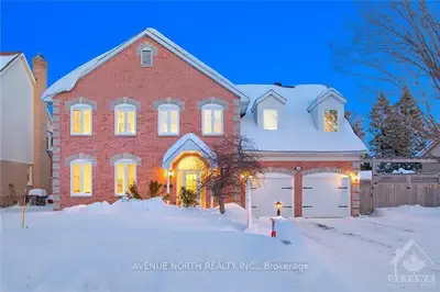 14 Belton Avenue, Stittsville - Munster - Richmond, ON K2S 1G7