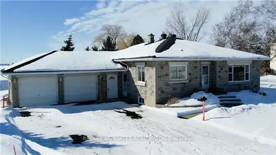 5789 OLD RICHMOND Road, Fallowfield Rd South of Ottawa, ON K0A 2Z0