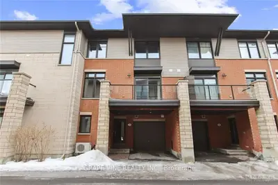 119 CHAPERAL, Orleans - Cumberland and Area, ON K4A 0T6