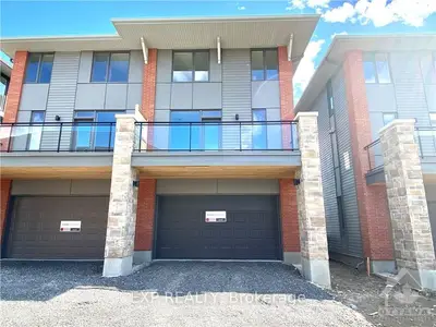 1463 HEMLOCK Road, Manor Park - Cardinal Glen and Area, ON K1K 5A1