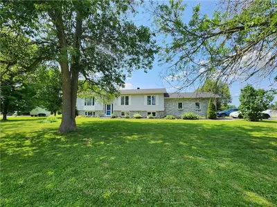 22 MARY Street, Edwardsburgh/Cardinal, ON K0E 1T0