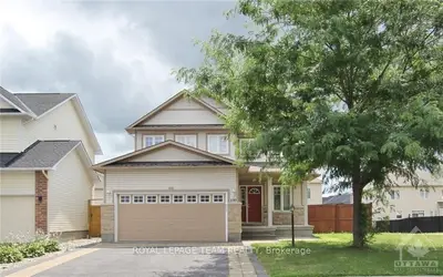 130 HARTSMERE Drive, Stittsville - Munster - Richmond, ON K2S 2G1