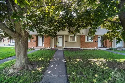 443 MOODIE Drive E, Bells Corners and South to Fallowfield, ON K2H 8T6