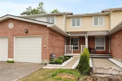 43 BURLINGTON Crescent, Hunt Club - South Keys and Area, ON K1T 3K8