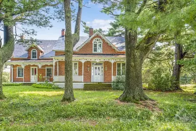 2030 COUNTY ROAD 10 Road, Hawkesbury, ON K0B 1P0