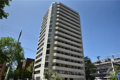 200 BAY Street 1504, Ottawa Centre, ON K1R 5Y9