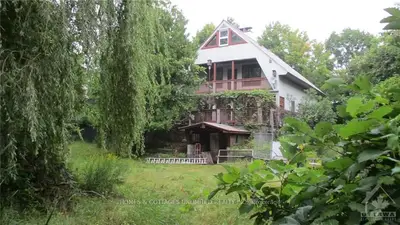 2801 TATLOCK Road, Mississippi Mills, ON K0A 1P0
