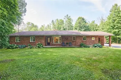 4015 LIMESTONE Road, Carp - Dunrobin - Huntley - Fitzroy and Area, ON K0A 2H0
