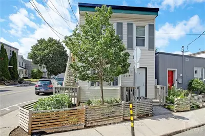 238 MARIER Avenue, Vanier and Kingsview Park, ON K1L 5R3
