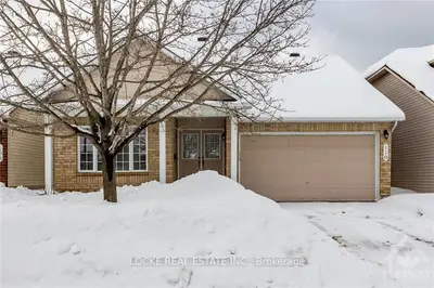 110 COURSIER Crescent, Orleans - Cumberland and Area, ON K4A 4N4