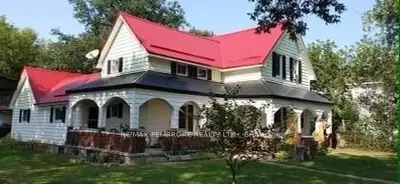 16 Main Street, Laurentian Hills, On K0j 1j0