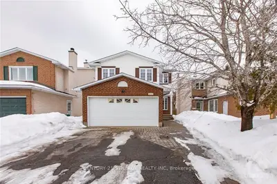2014 WILDFLOWER Drive, Orleans - Cumberland and Area, ON K1E 3S8