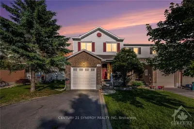 1911 SUNLAND Drive, Orleans - Cumberland and Area, ON K4A 3T4